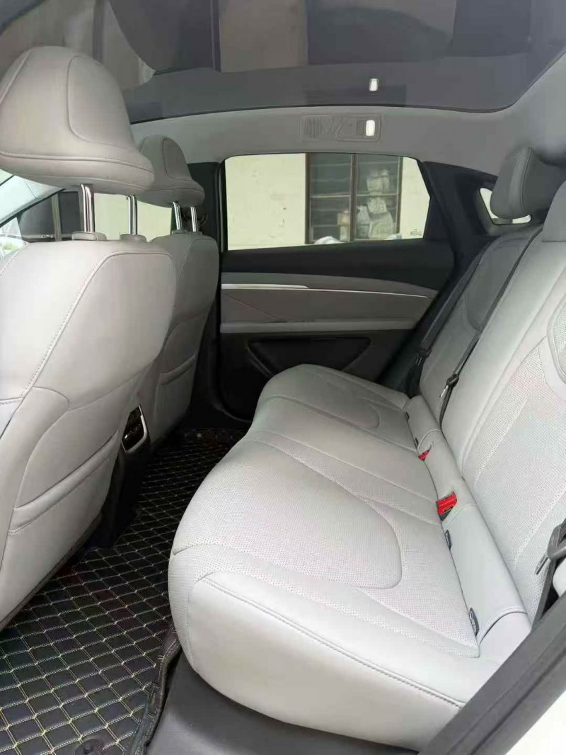 苏州25年小鹏汽车m038