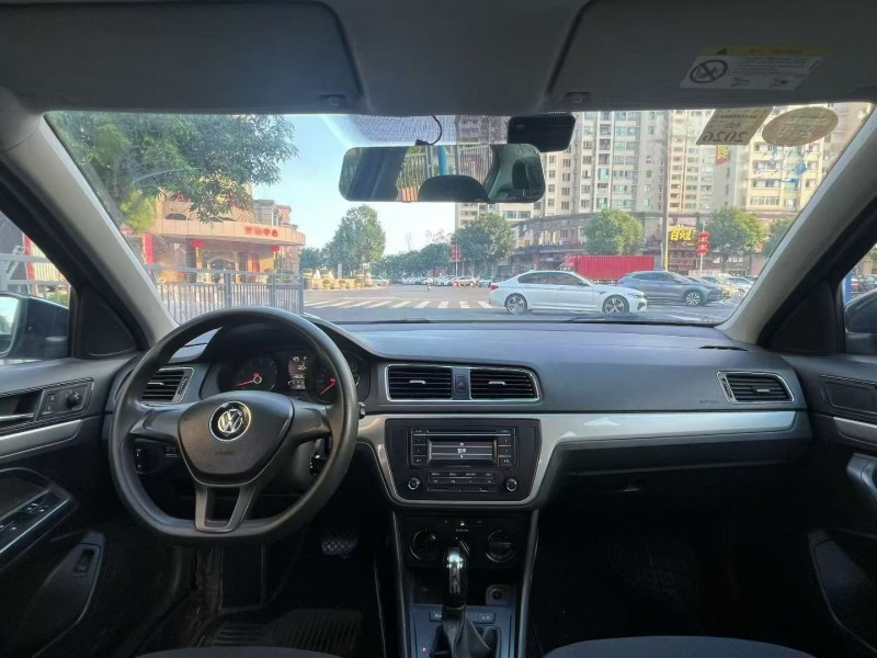 东莞18年大众朗逸5