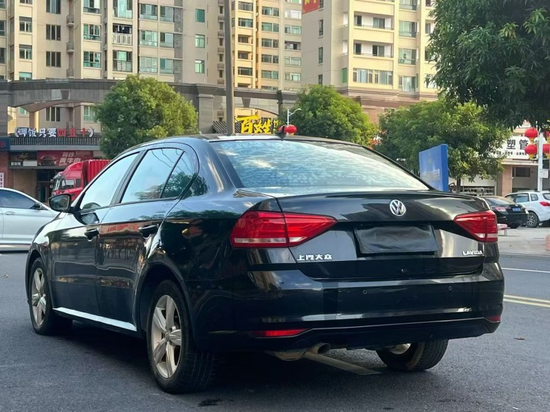 东莞18年大众朗逸8