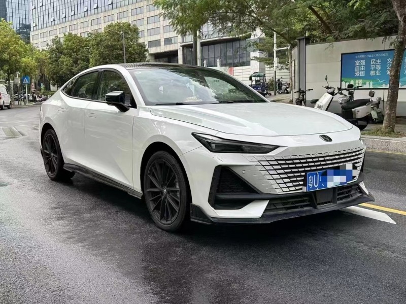 深圳23年长安汽车UNI3