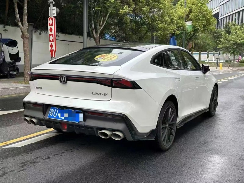 深圳23年长安汽车UNI6