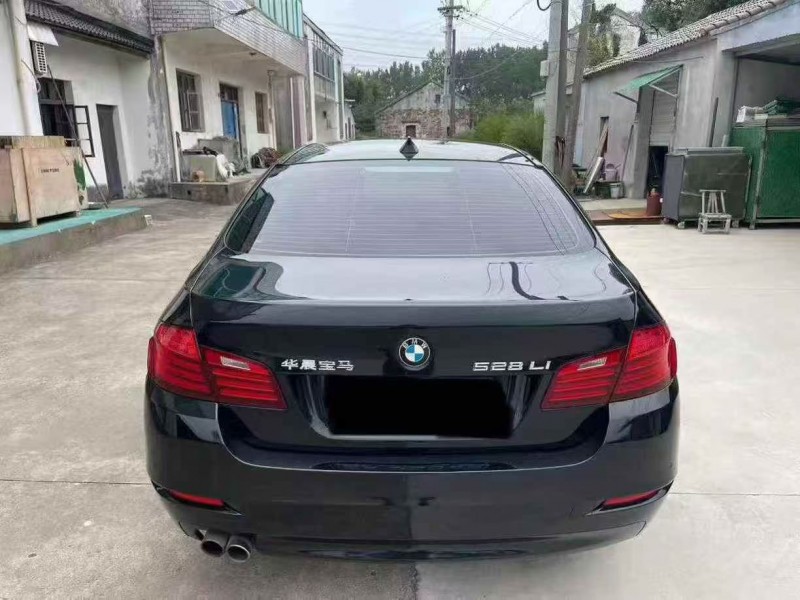 连云港15年宝马5系9