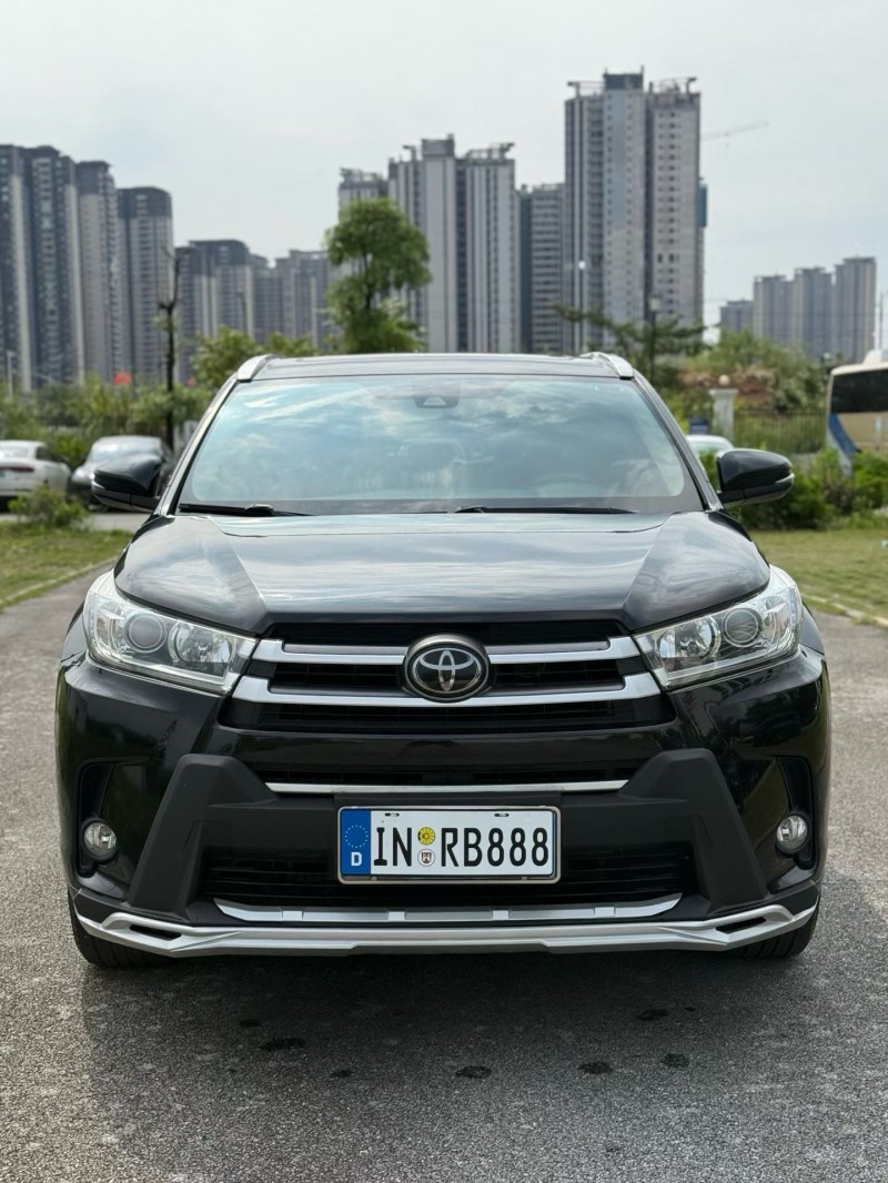 南宁20年丰田汉兰达1