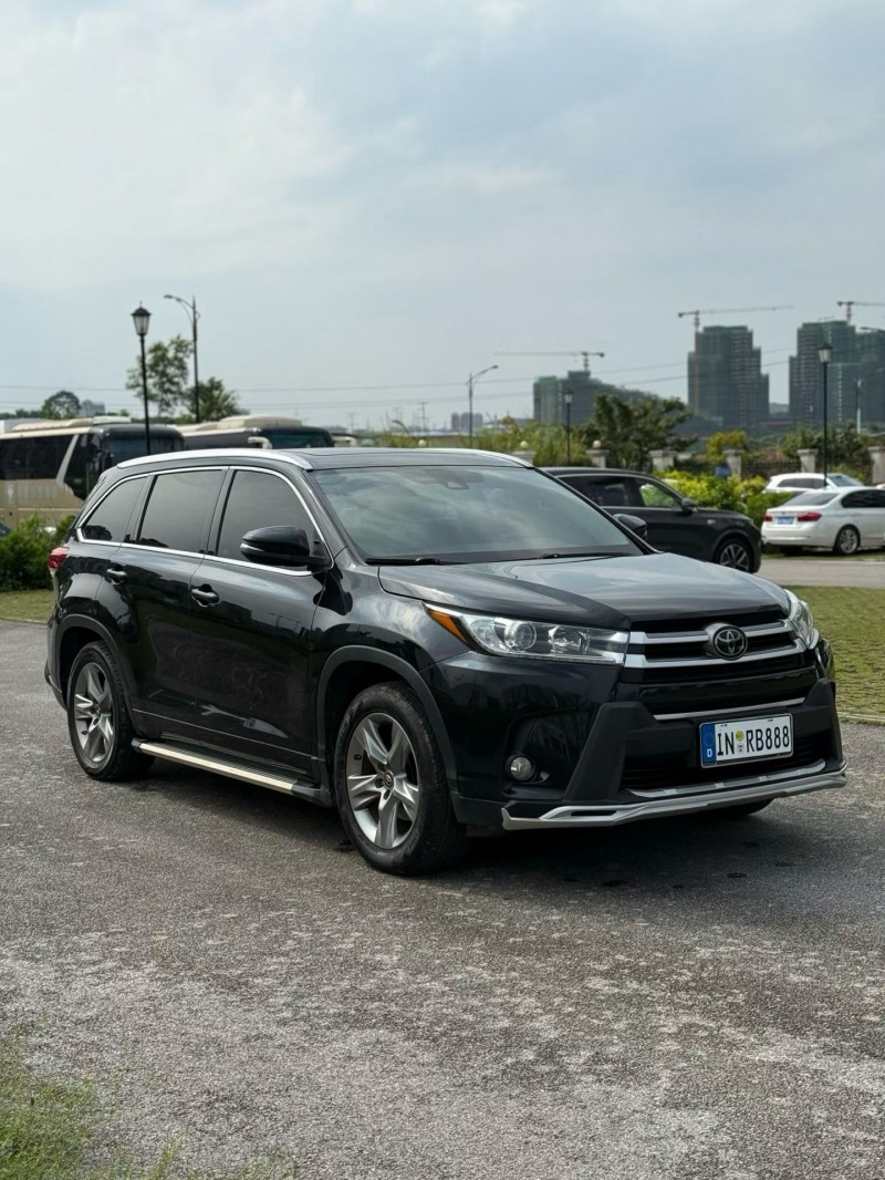 南宁20年丰田汉兰达3