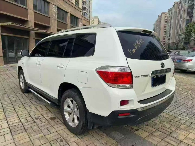 琼海14年丰田汉兰达8