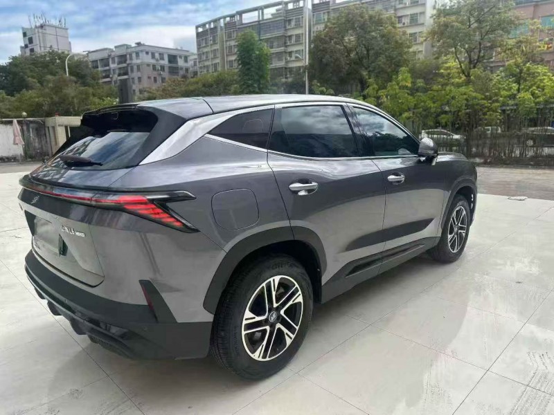 汕头25年奇瑞捷途7