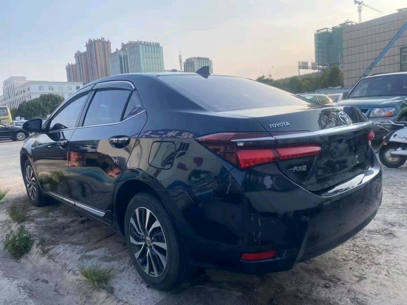 广州17年丰田卡罗拉4