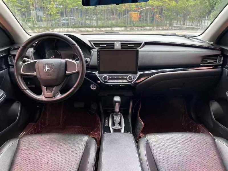 珠海19年本田凌派4