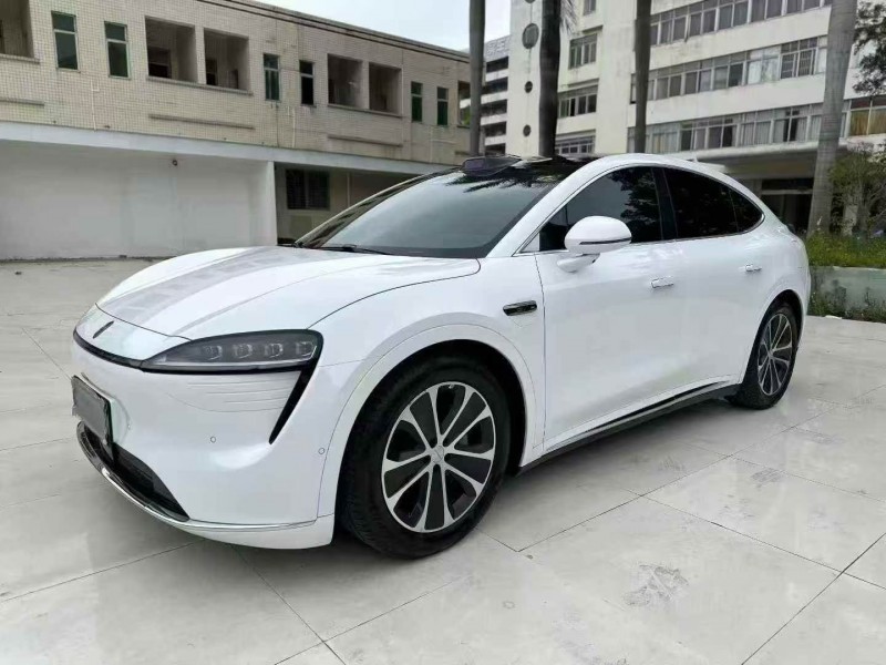 深圳25年华为智选问界2