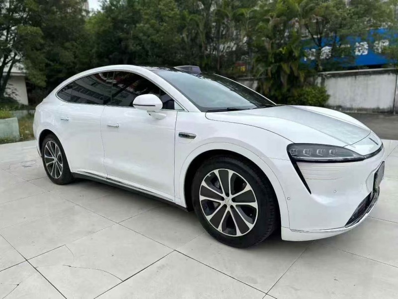 深圳25年华为智选问界3