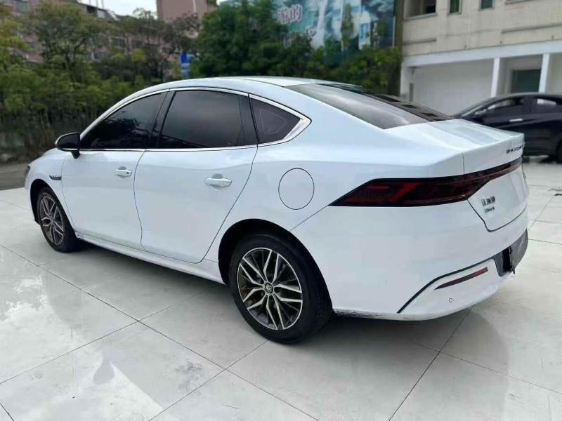 深圳24年比亚迪秦8