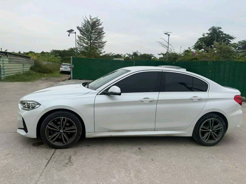 中山22年宝马1系2