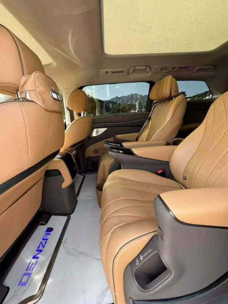 青岛23年腾势D95