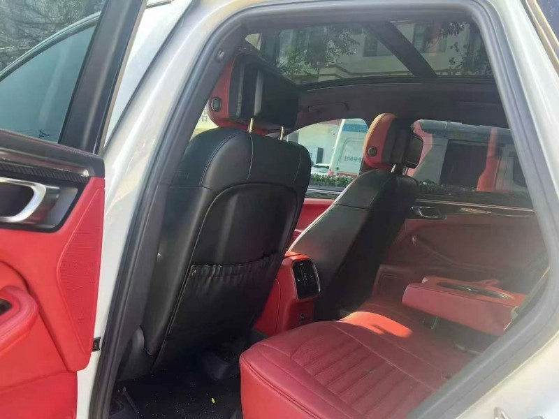 东营16年保时捷Macan6