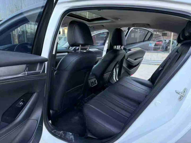 徐州22年马自达阿特兹8