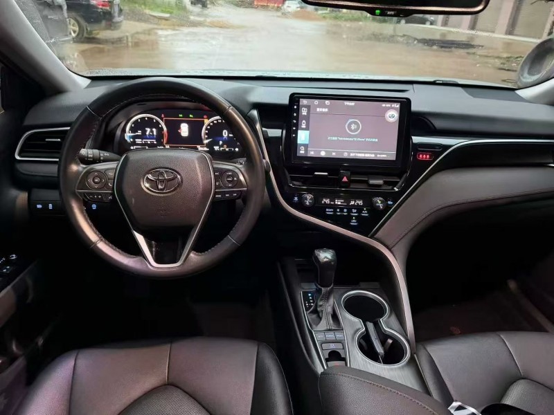 桂林22年丰田凯美瑞5