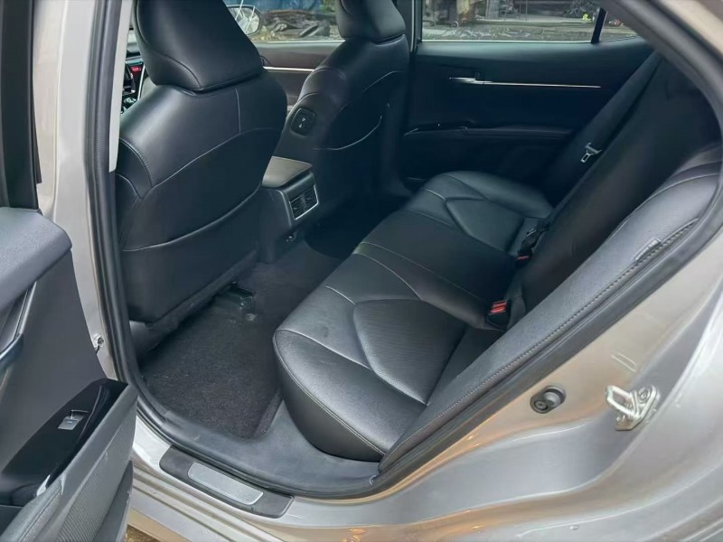 桂林22年丰田凯美瑞6