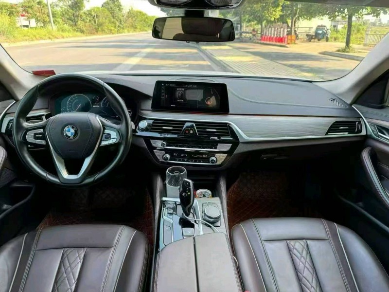 北海19年宝马5系4