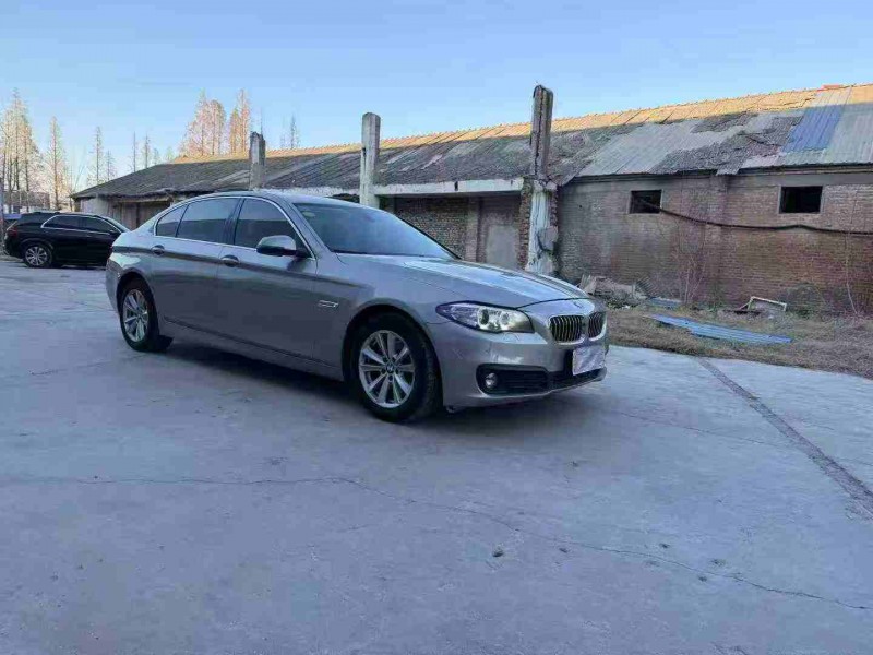 徐州16年宝马5系3