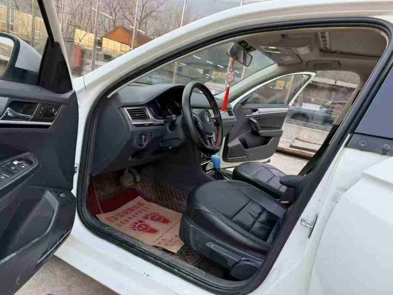 徐州18年大众宝来4