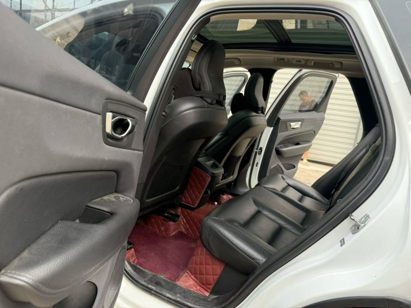 徐州20年沃尔沃XC608