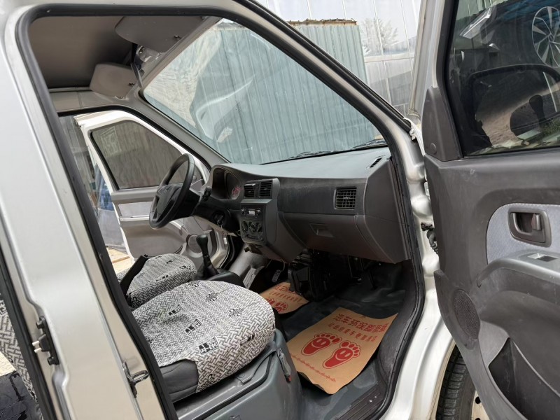 徐州24年五菱汽车荣光6