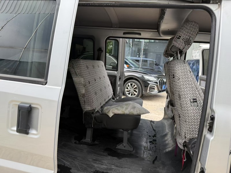 徐州24年五菱汽车荣光7