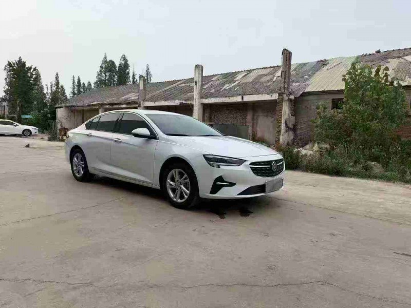 徐州22年别克君威3