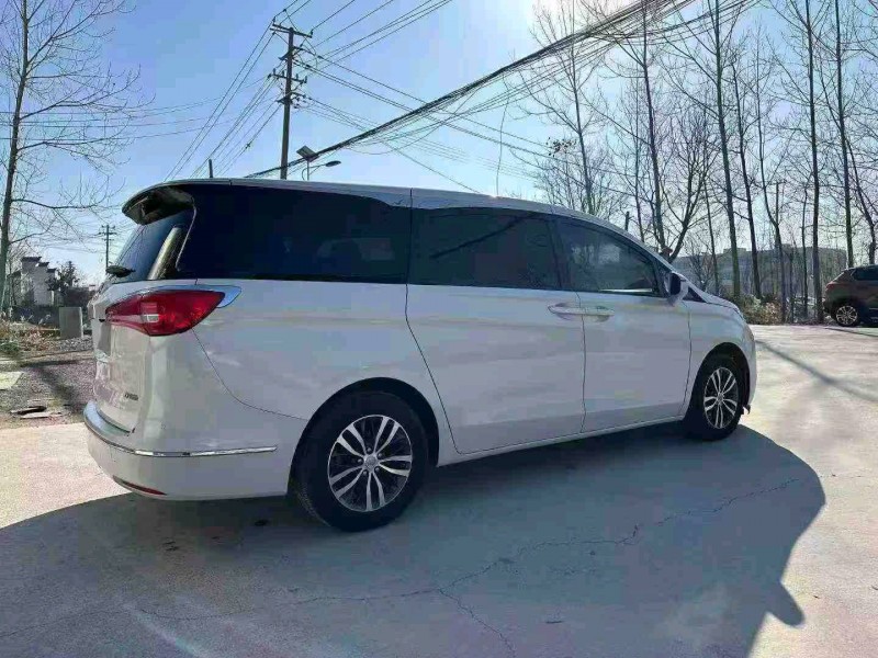 徐州19年别克GL88