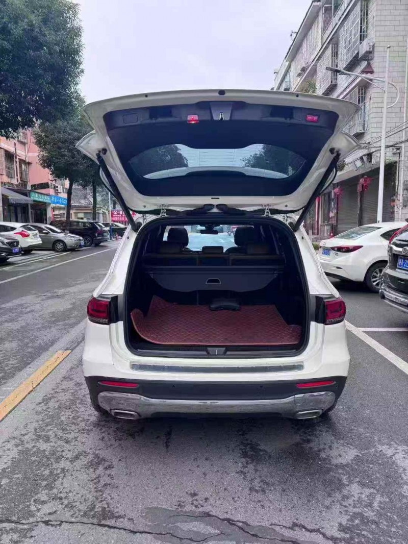 衡阳21年奔驰GLB9