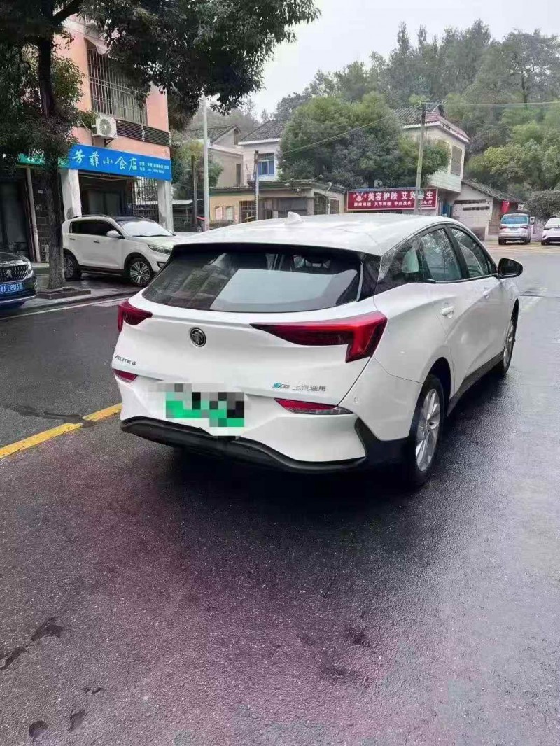 湘潭23年别克微蓝7