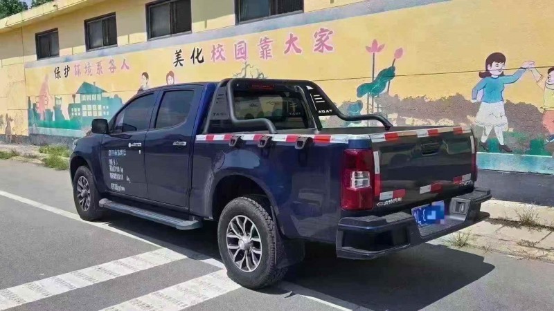 枣庄23年五十铃皮卡3