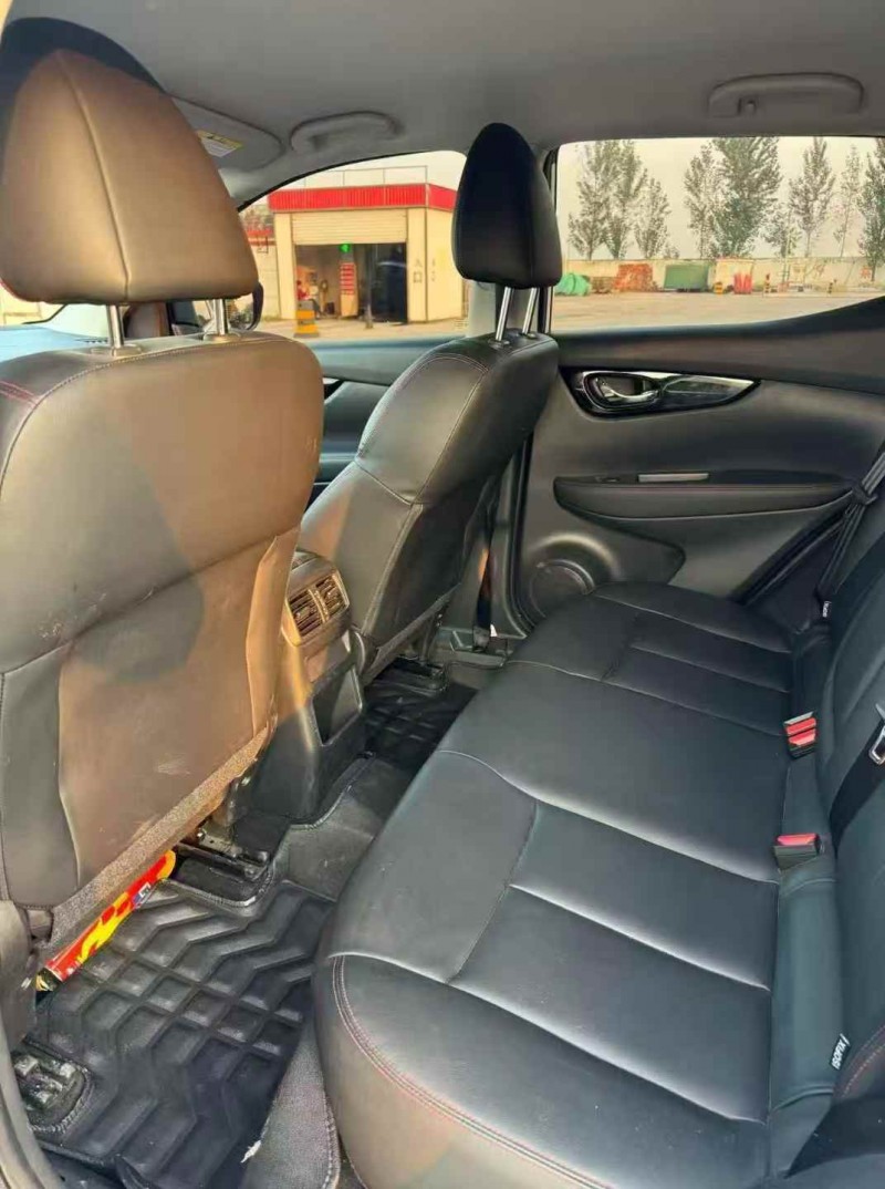 济宁24年日产逍客5