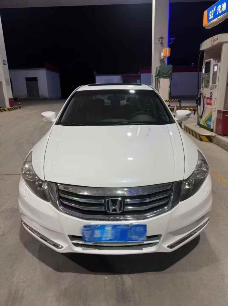 烟台14年本田雅阁1
