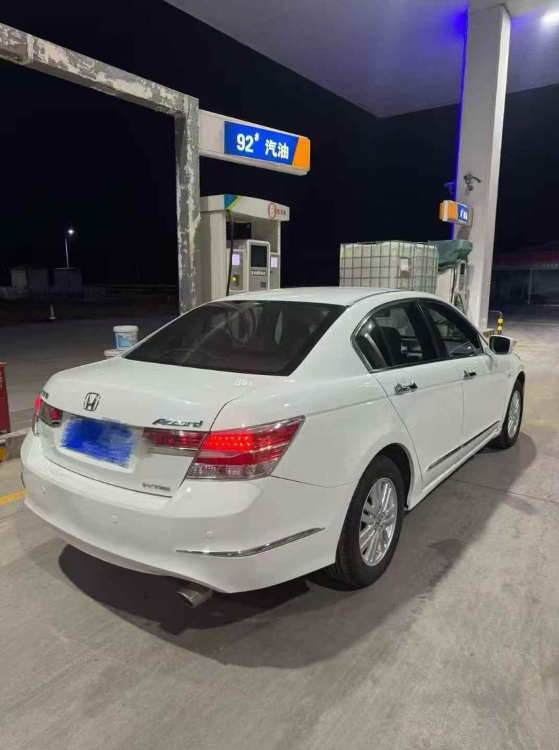 烟台14年本田雅阁8