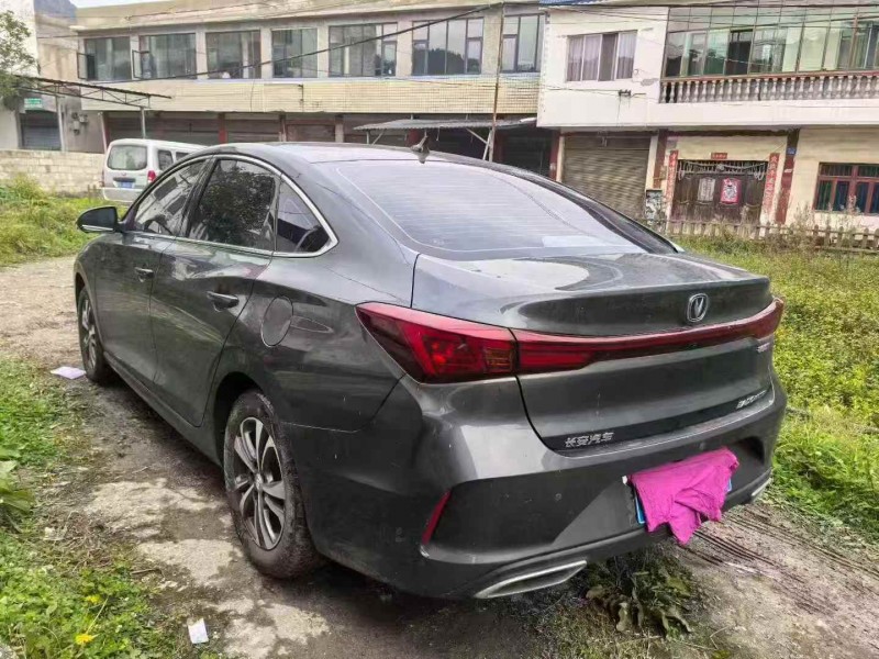 贵阳24年长安汽车逸动8