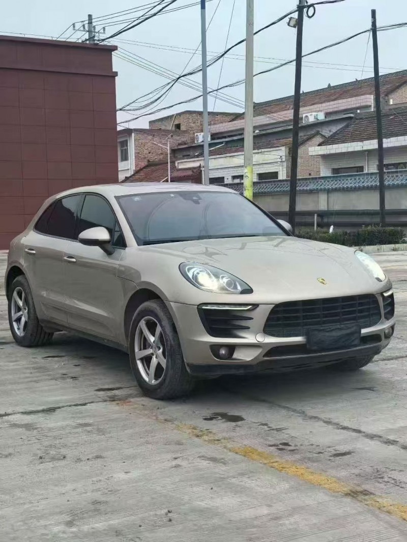 烟台16年保时捷Macan3