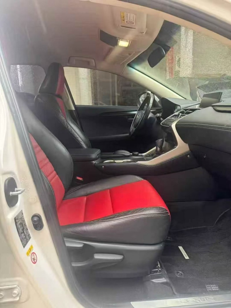 钦州17年雷克萨斯NX6