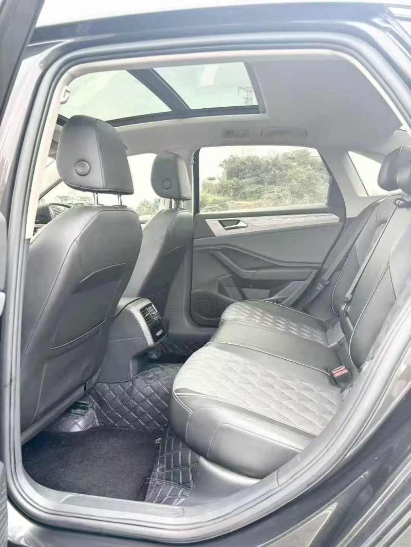 鄂州22年大众速腾4