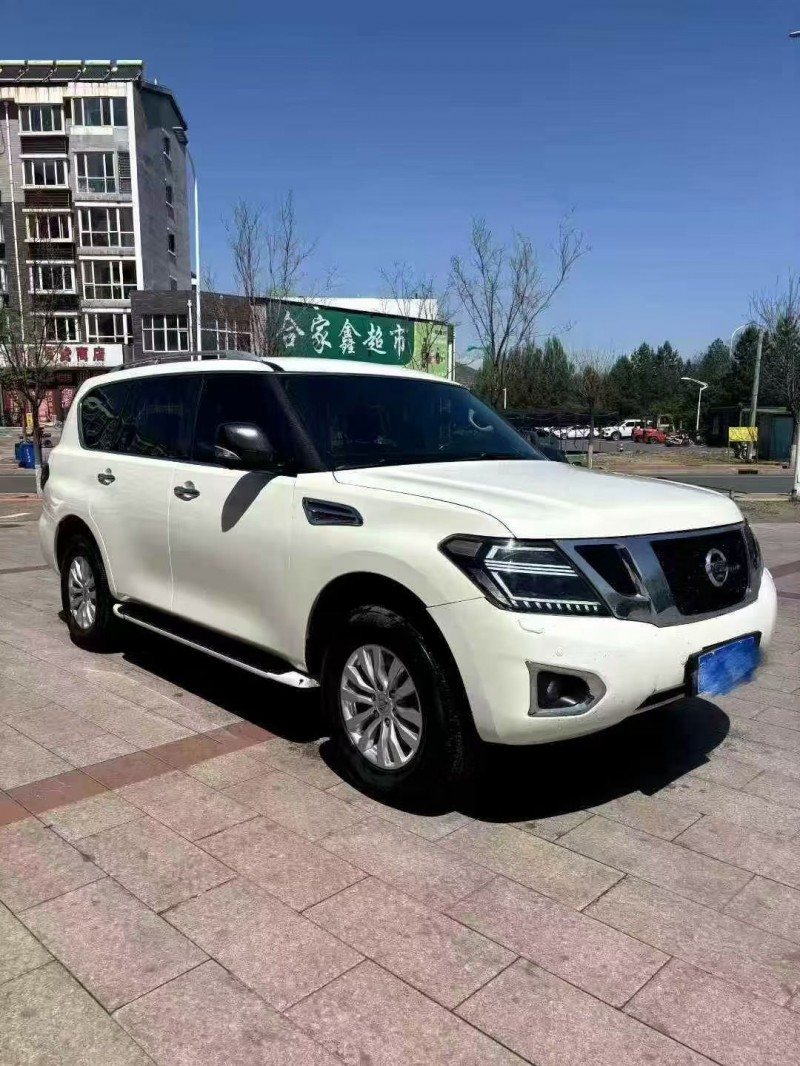 邯郸18年日产途乐2