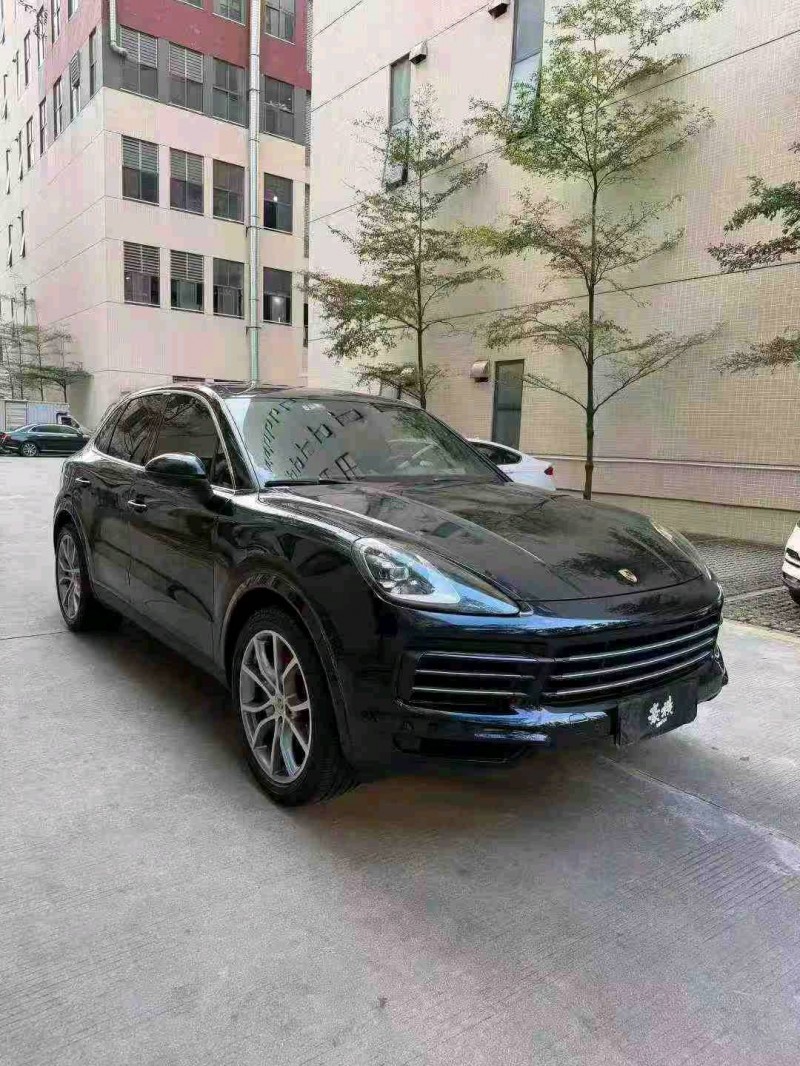 佛山20年保时捷卡宴2