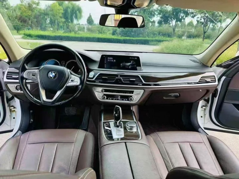 淄博17年宝马7系4