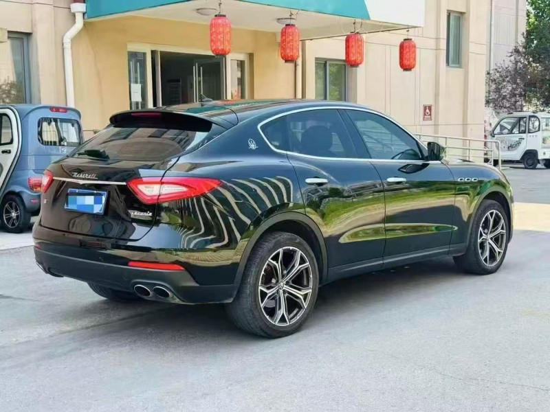 东营18年玛莎拉蒂Levante7