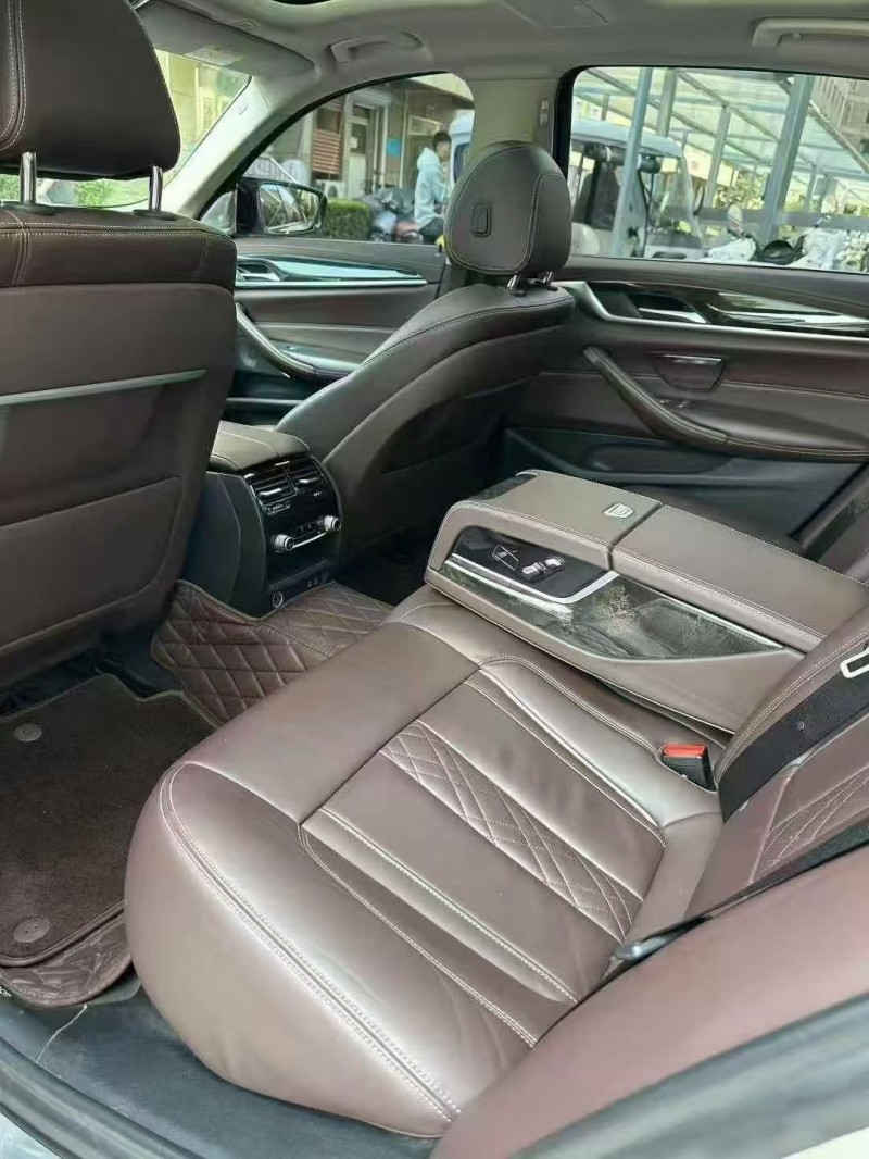 保定19年宝马5系6