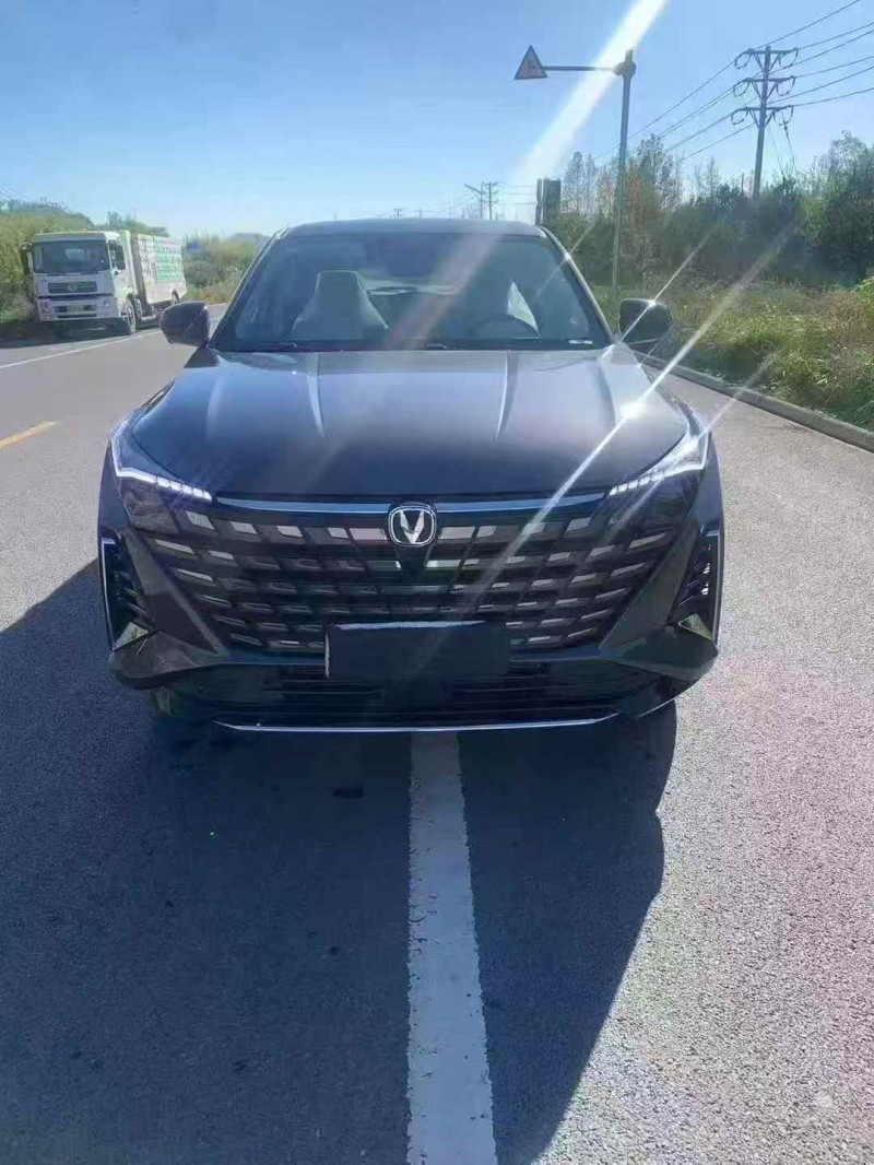 邯郸25年长安汽车UNI1