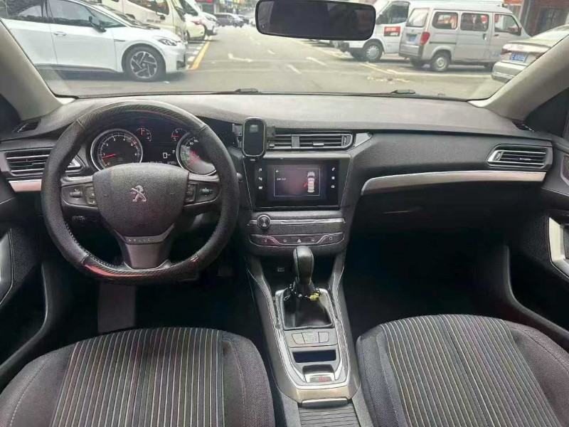 宜昌18年东风标致7