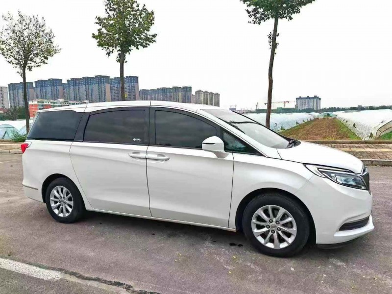 阳泉17年别克GL83