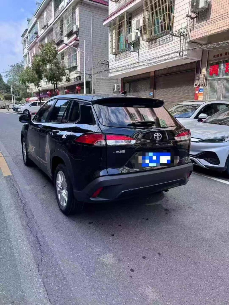 衡阳22年丰田锐放8