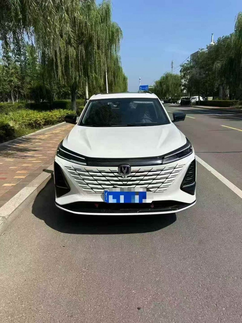 枣庄25年长安汽车CS751