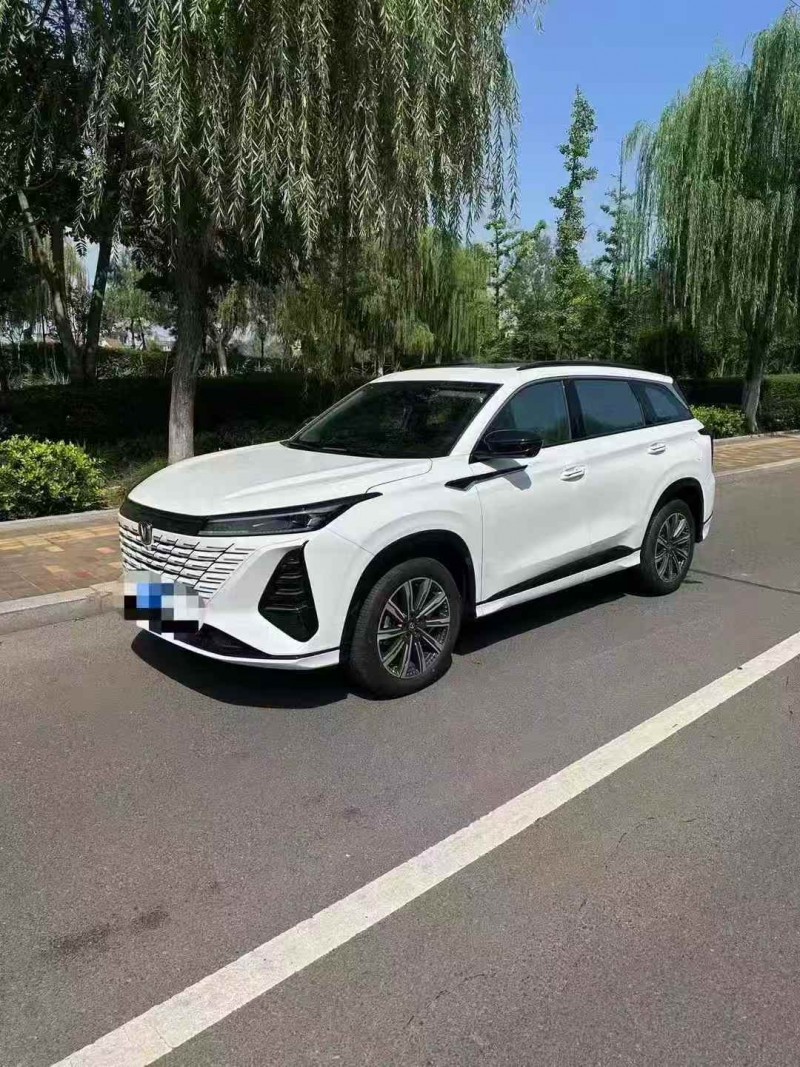 枣庄25年长安汽车CS753